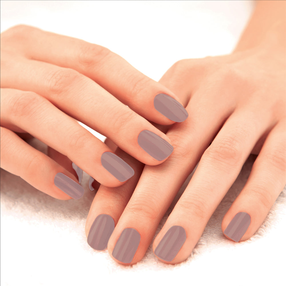 Lakmē 9to5 Primer + Gloss Nail Color