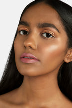 Colorbar Moon Lava Liquid Eyeshadow