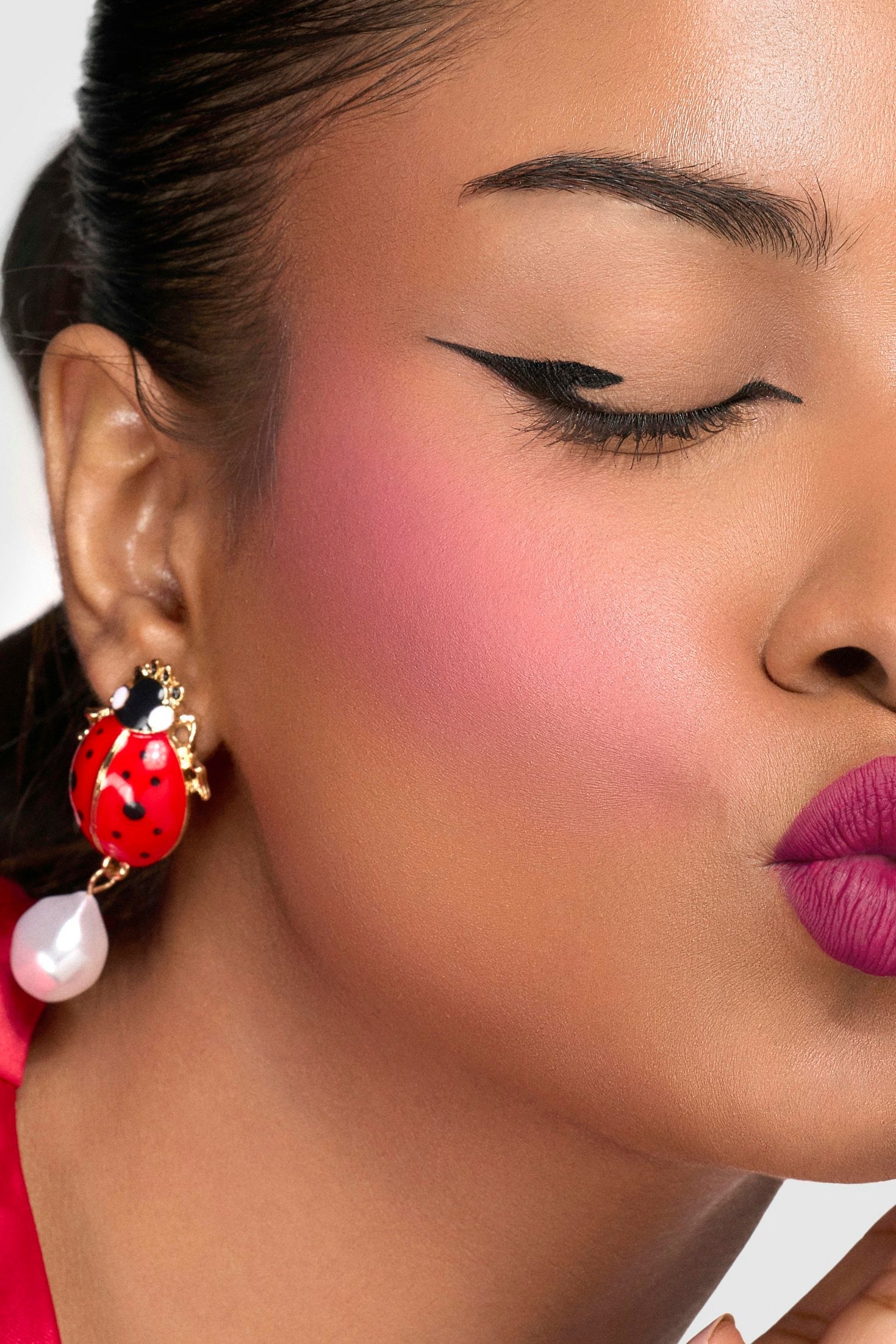 Colorbar Cheekillusion Blush