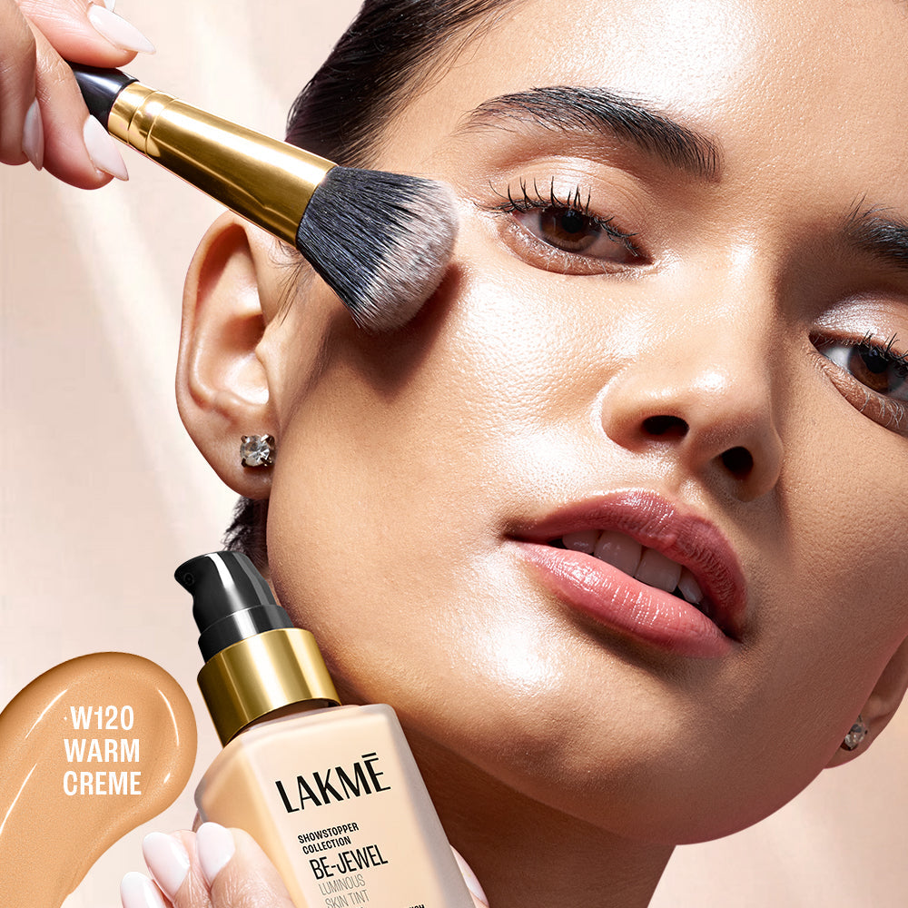 Lakmē Be-Jewel Luminous Skin Tint