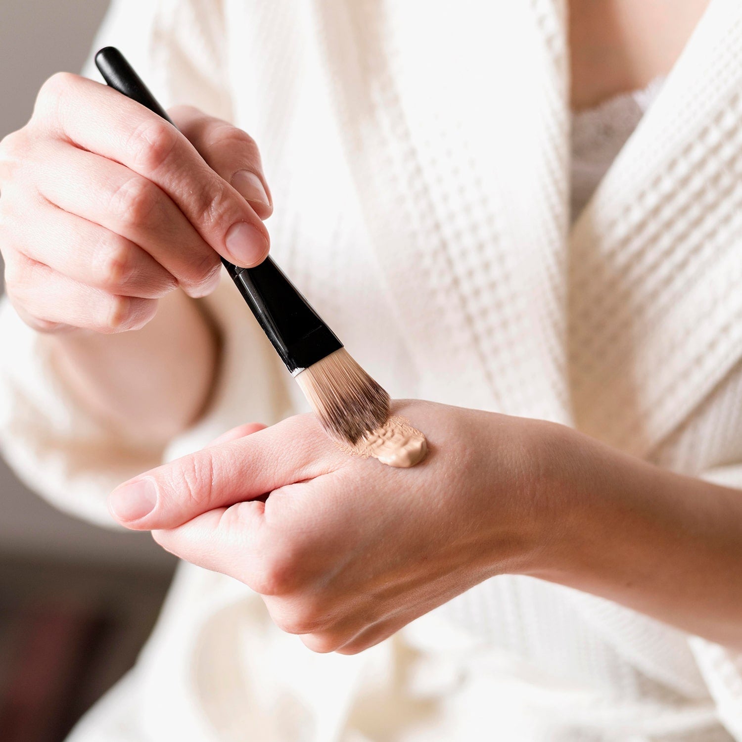 Revlon ColorStay™ Makeup SPF 15/20 - Project Henry