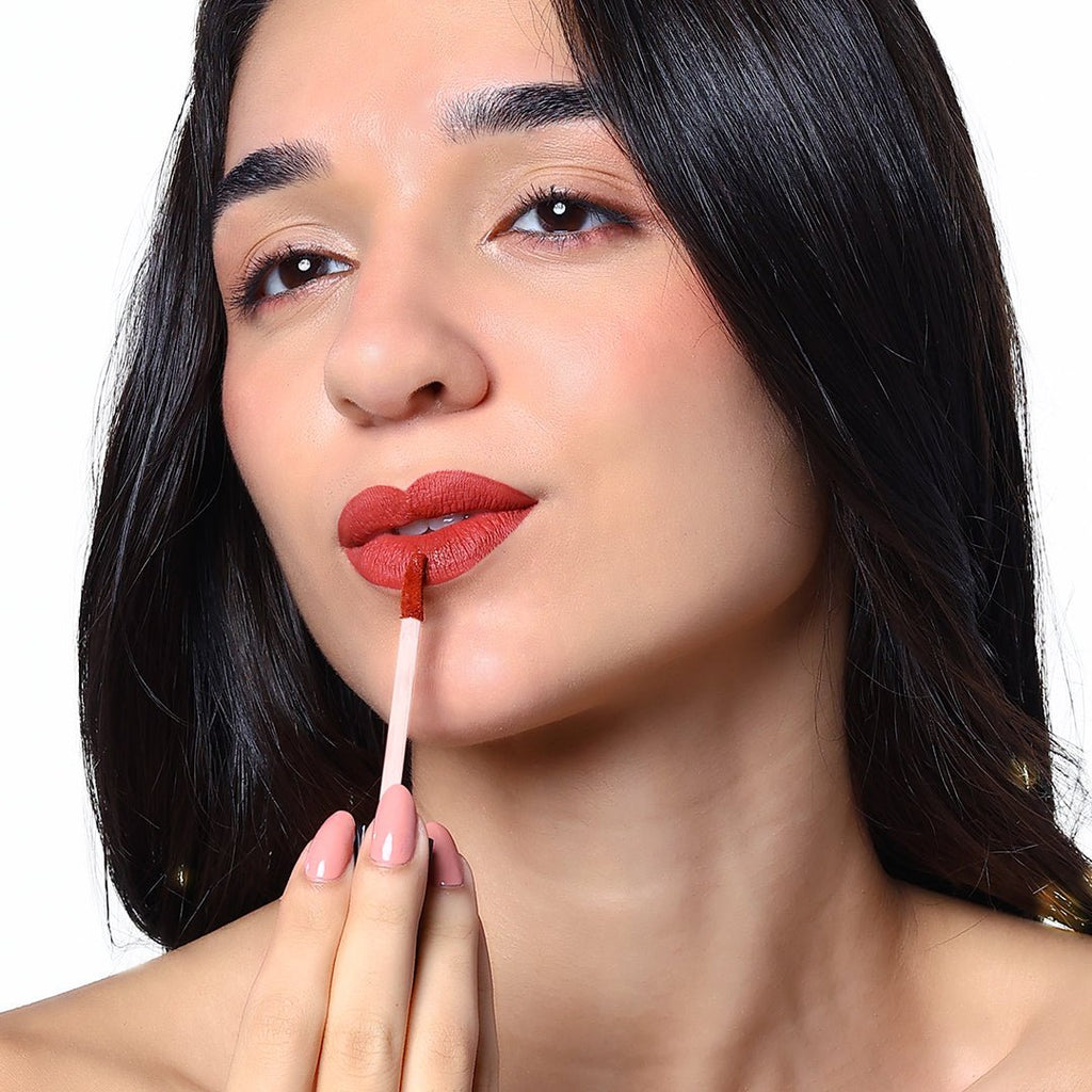 Flicka Set & Attack Liquid Matte Lipstick