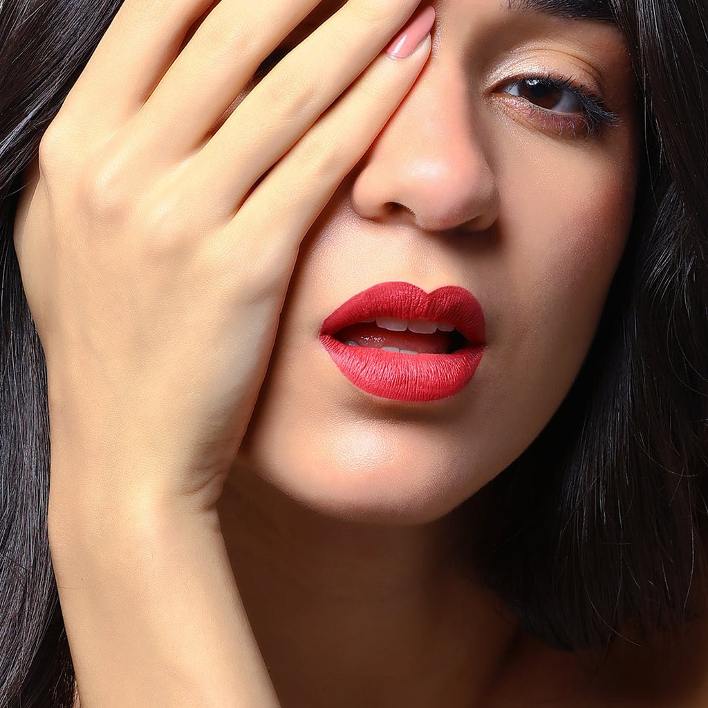 Flicka Set & Attack Liquid Matte Lipstick