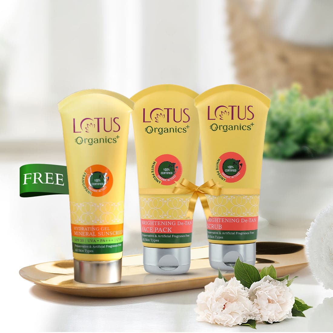 Lotus Organics+ Brightening De-tan Kit + Free sunscreen