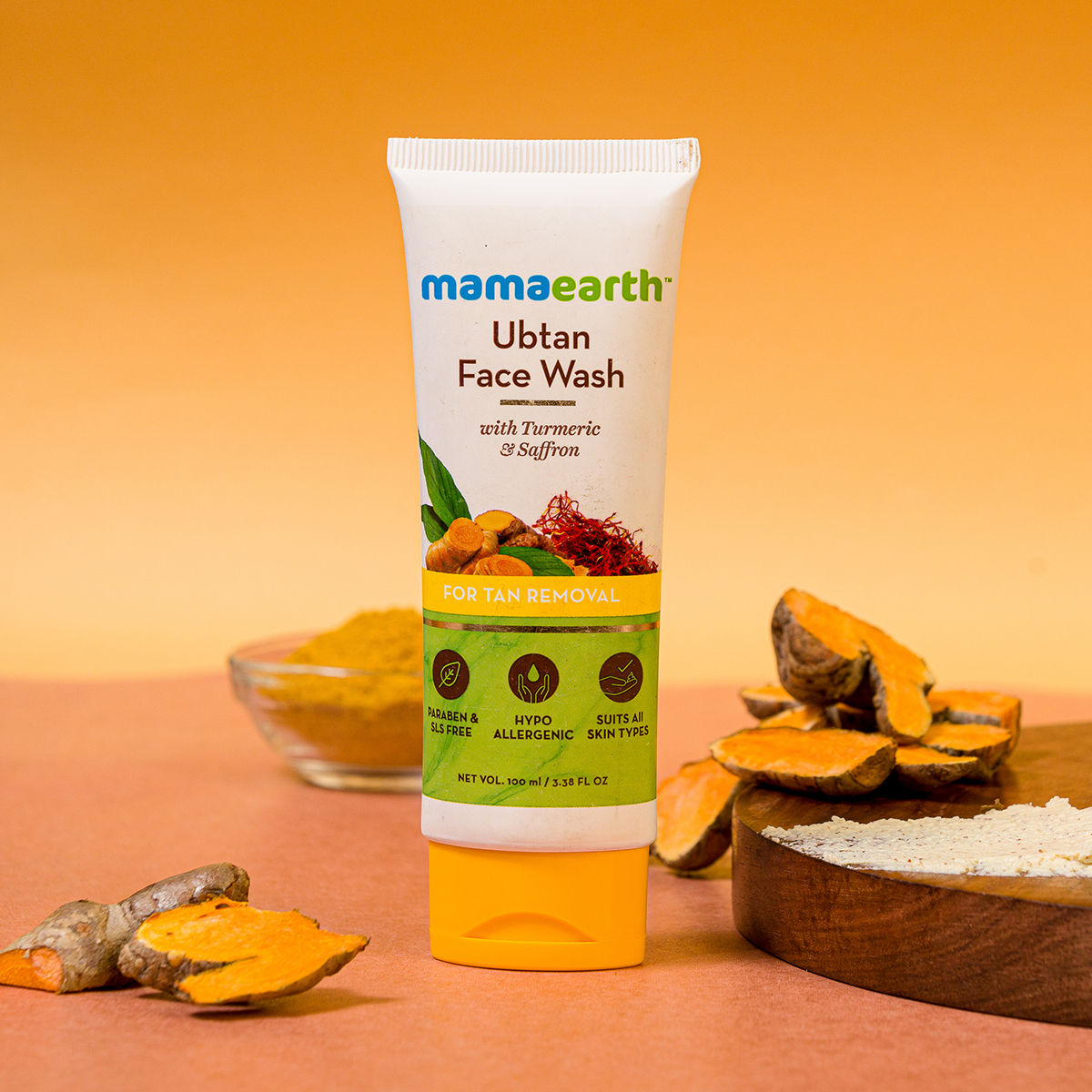 Mamaearth Ubtan Face Wash With Turmeric & Saffron For Tan Removal