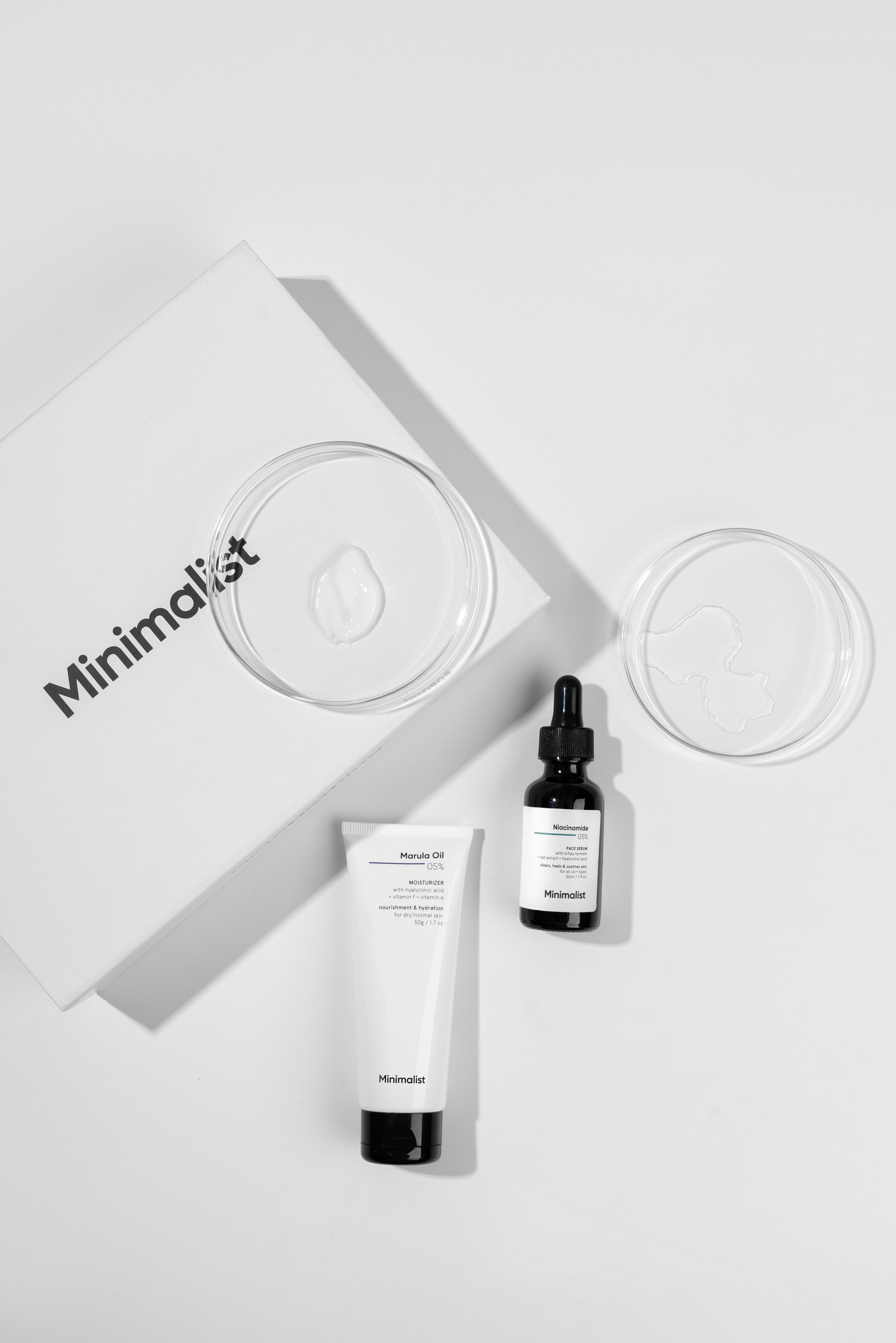 Minimalist Hydrating & Repairing Skincare Gift Set