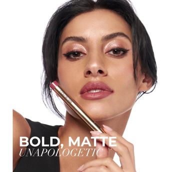 Colorbar Kiss Me As I Am Lip Color